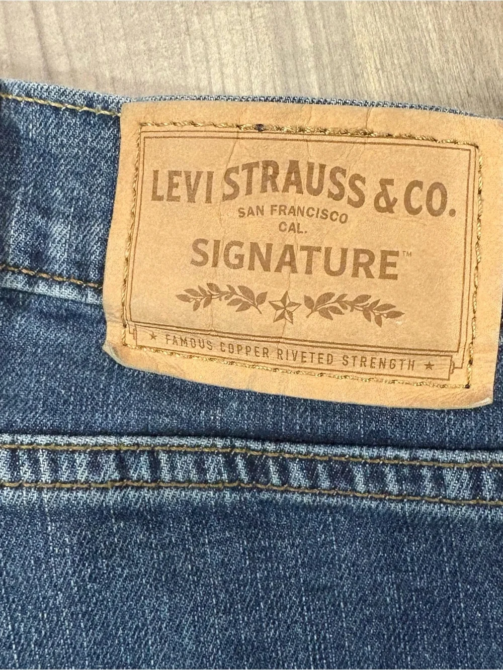 Levis Strauss Signature Mens Dark Denim Blue Jeans 38X32 Straight Leg